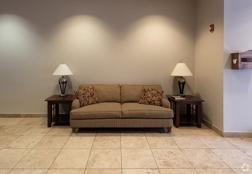 More Photos Of 2 W South Ave, Cranford Apartments For Lease