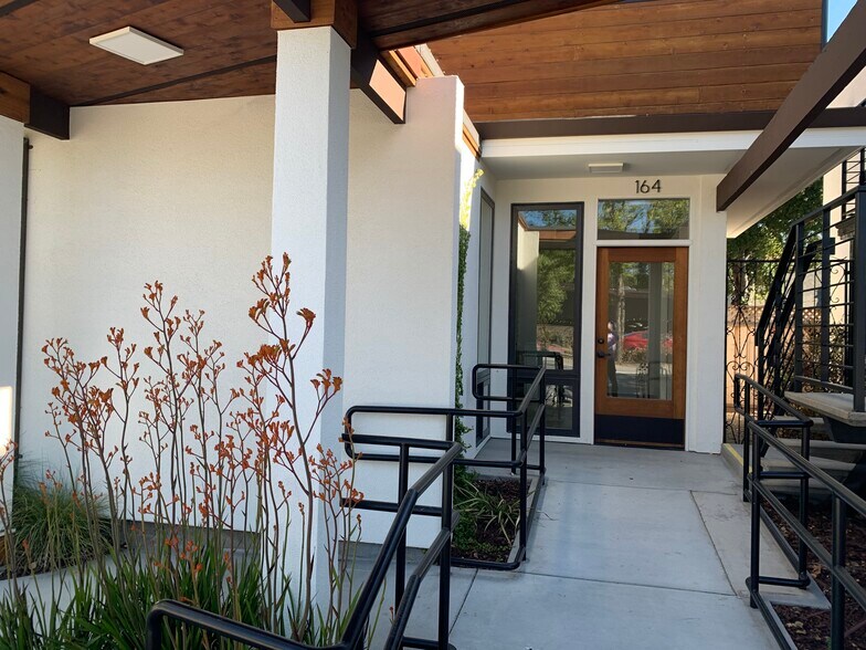 More Photos Of 160-164 Los Gatos Saratoga Rd, Los Gatos Medical For Lease