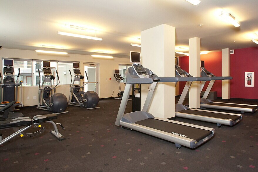 More Photos Of 523 Broadway E, Seattle Apartments For Lease