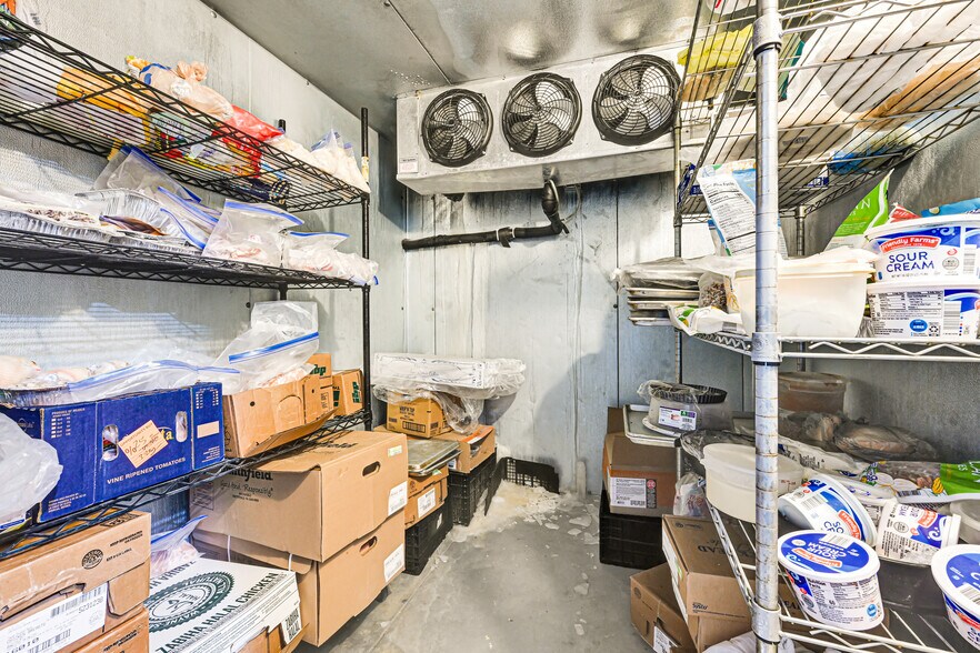 More Photos Of 4690 Burke Rd, Pasadena Storefront Retail Office For Sale
