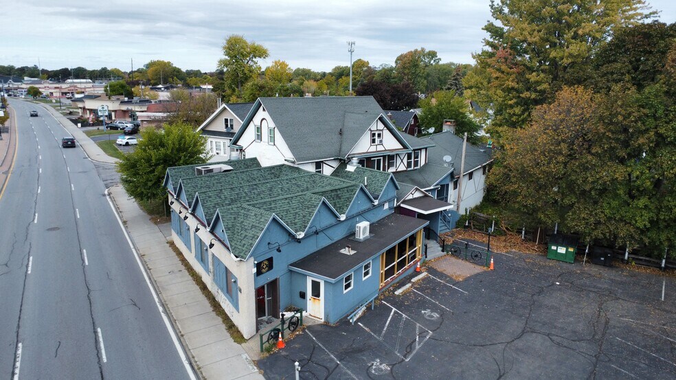 More Photos Of 534 W Ridge Rd, Rochester Restaurant For Sale