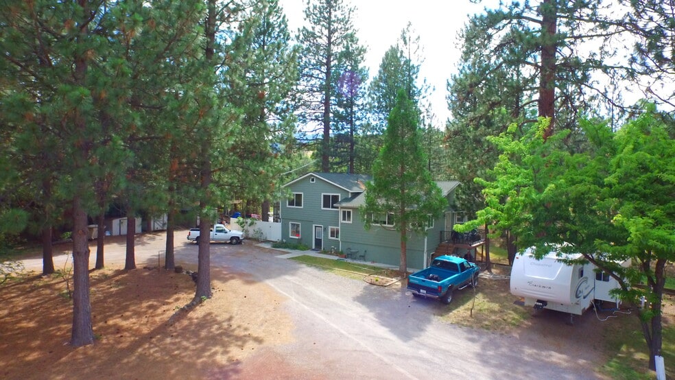 More Photos Of 27535 Edgewood Rd, Weed Trailer Camper Park For Sale