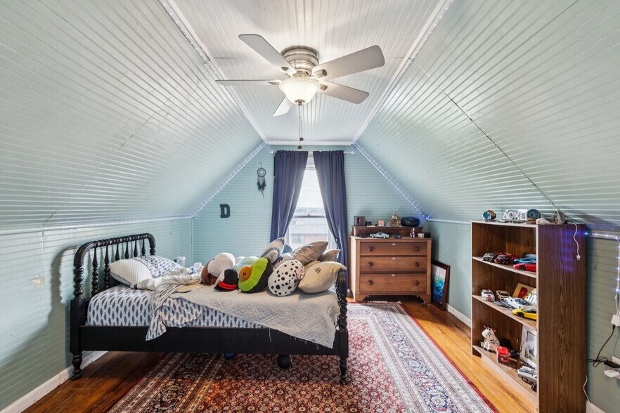 More Photos Of 607 E 1st St, Prosper Office Residential For Sale