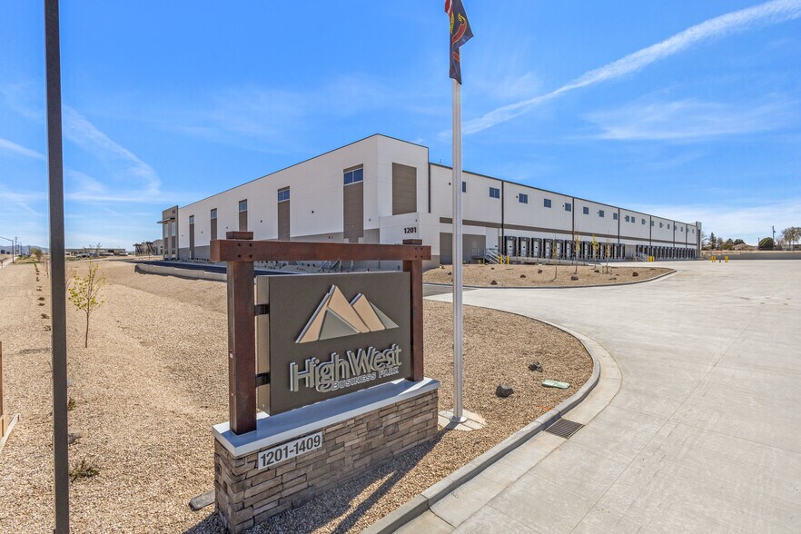 More Photos Of 1201 W Gowen Rd, Boise Warehouse For Lease