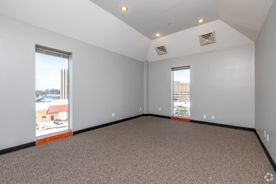 Photo of 4th Floor Ste 406