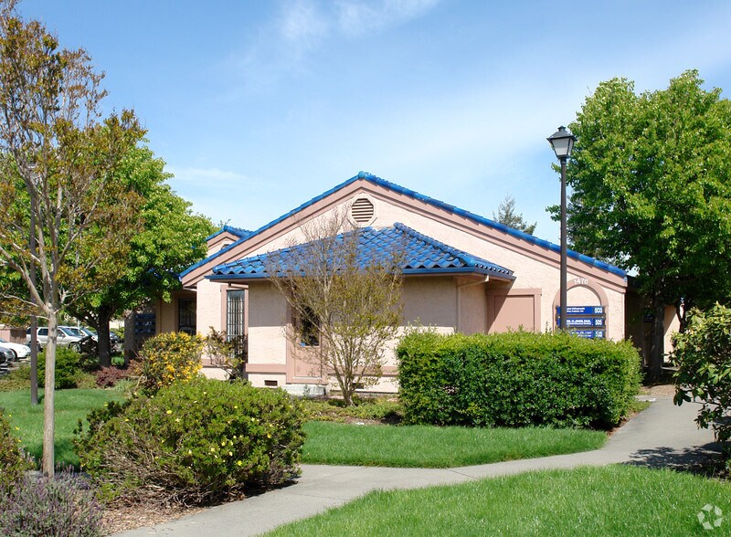 More Photos Of 1476 Professional Dr, Petaluma Medical For Sale