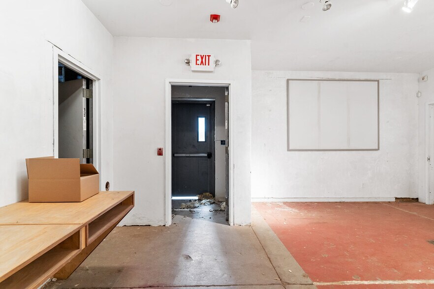 More Photos Of 1301-1305 Germantown Ave, Philadelphia Storefront Retail Residential For Sale