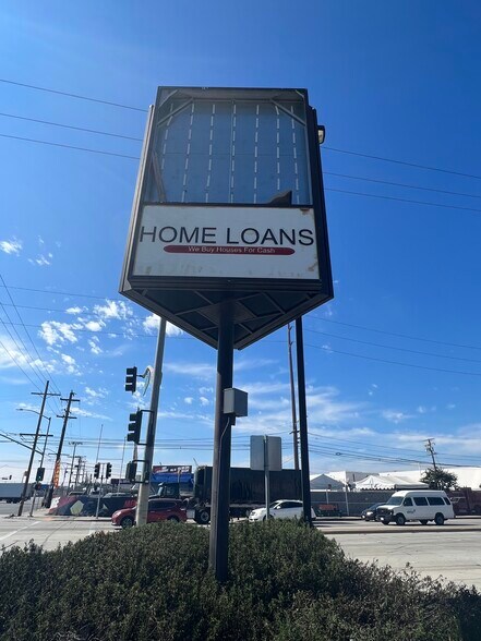 More Photos Of 15228-15230 S Avalon Blvd, Compton Storefront For Sale