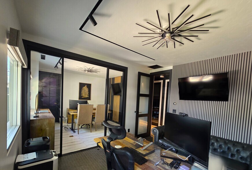 More Photos Of 1140 N Rosemont Blvd, Tucson Research And Development For Sale