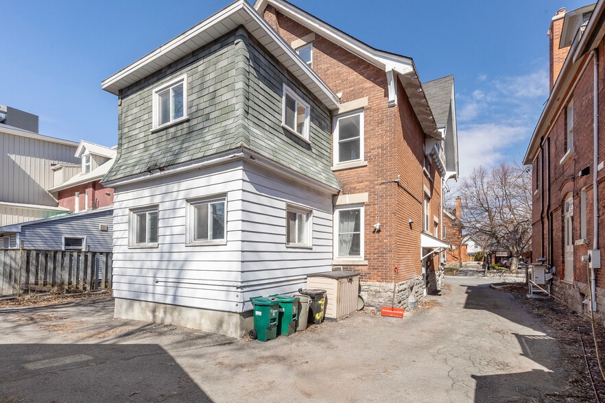 More Photos Of 84 Fourth Av, Ottawa Apartments For Sale