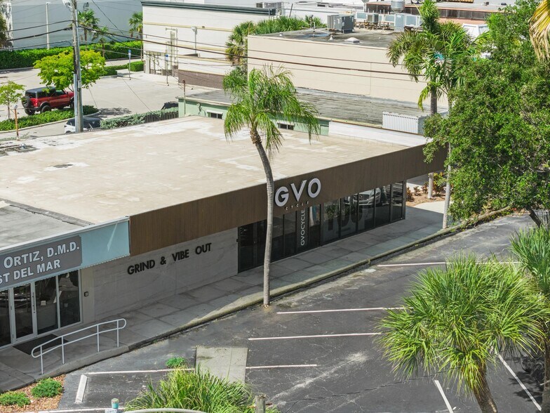 More Photos Of 3000 N Federal Hwy, Fort Lauderdale Storefront Retail Office For Sale