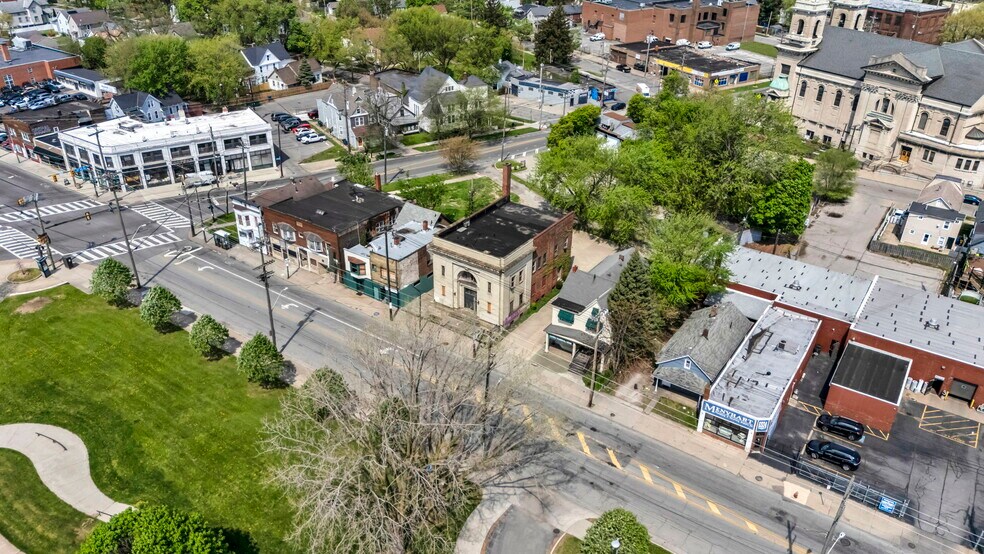 More Photos Of 6318 Lorain Ave, Cleveland Loft Creative Space For Sale