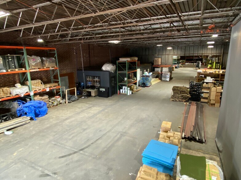 More Photos Of 7 Swisher Dr, Cartersville Manufacturing For Lease