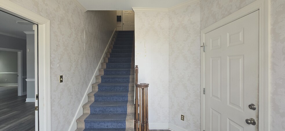 More Photos Of 2525 Raeford Rd, Fayetteville Medical For Lease