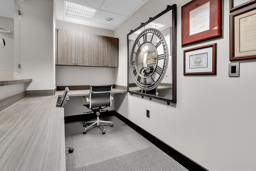 More Photos Of 12595 SW 137th Ave, Miami Office Residential For Lease