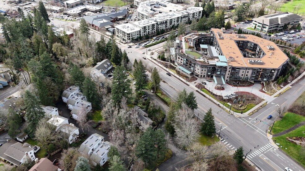 More Photos Of 15110 SW Boones Ferry Rd, Lake Oswego Office For Sale