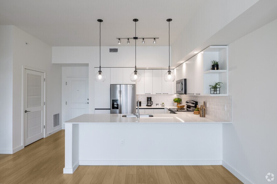 More Photos Of 8205 Commerce, Miami Lakes Apartments For Lease