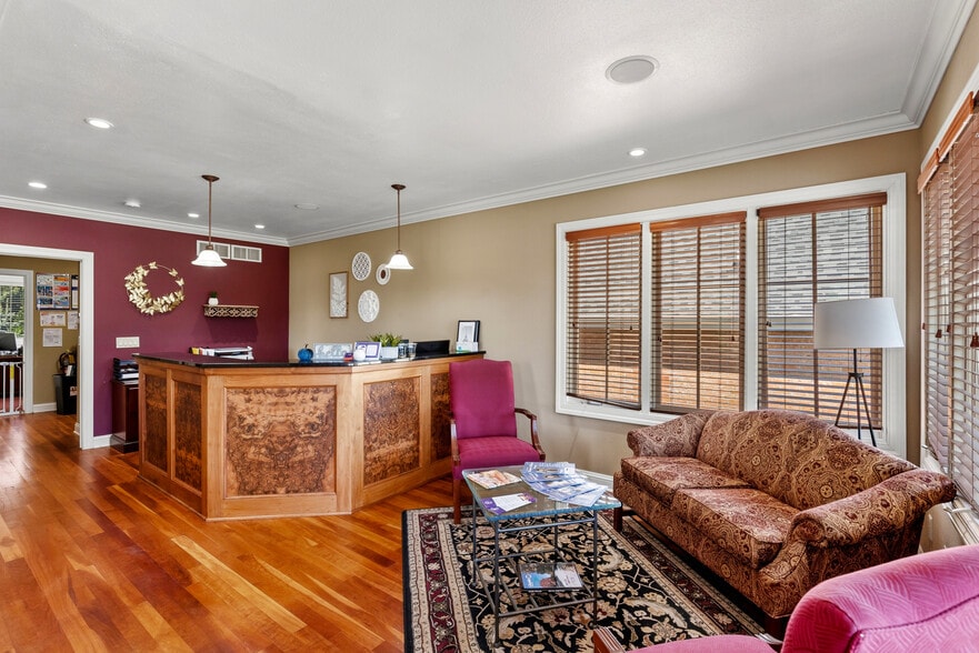 More Photos Of 6165 N Green Bay Ave, Glendale Office For Sale