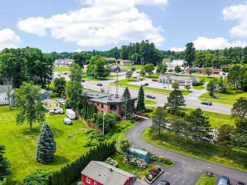 More Photos Of 309 Daniel Webster Hwy, Merrimack Office For Sale