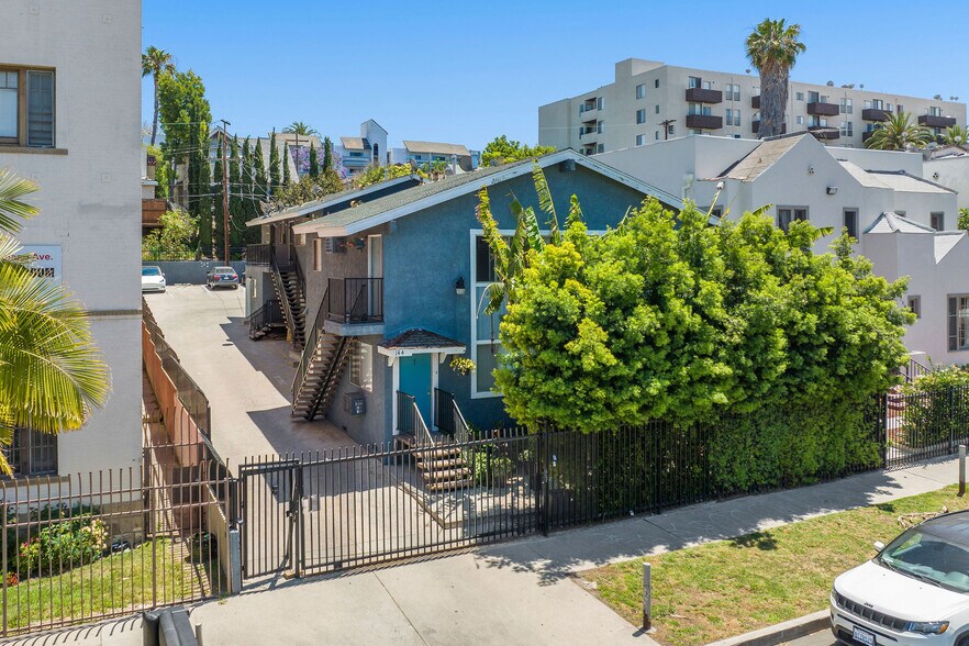 More Photos Of 140 S Westmoreland Ave, Los Angeles Apartments For Sale