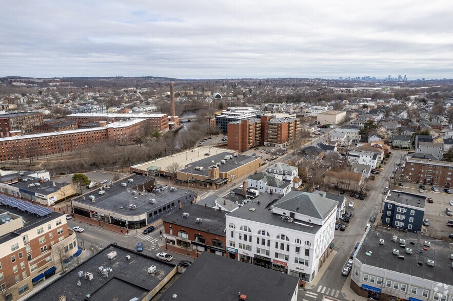 More Photos Of 266-278 Moody St, Waltham Office For Sale