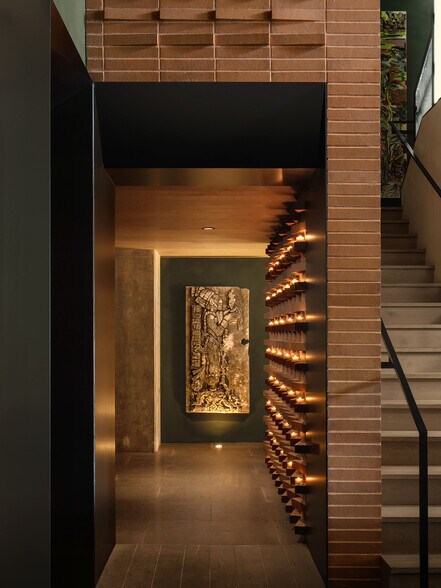 More Photos Of 44 East Ave, Austin Apartments For Sale