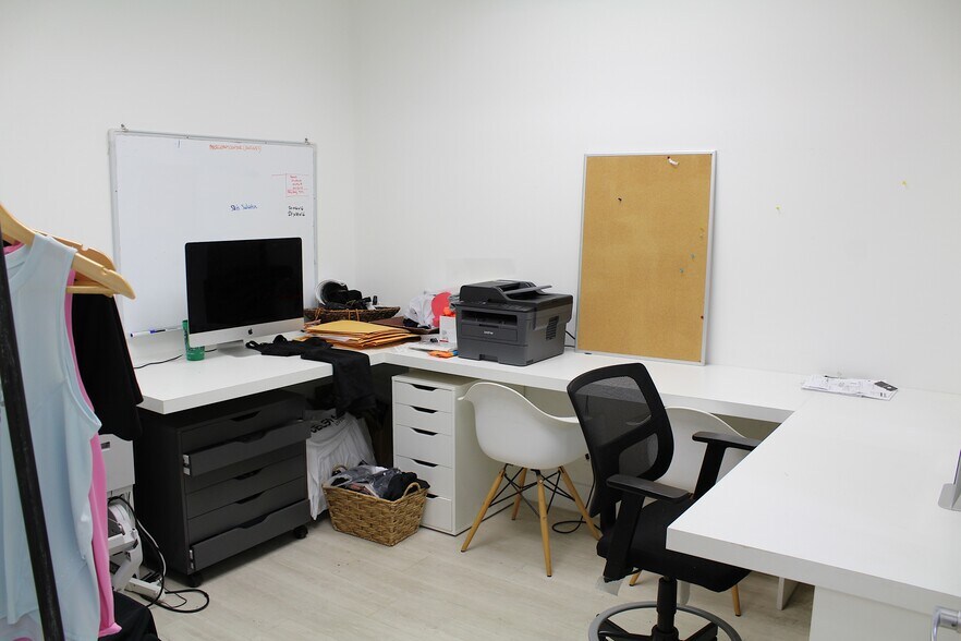 More Photos Of 4724 NW 2nd Ave, Boca Raton Warehouse For Sale