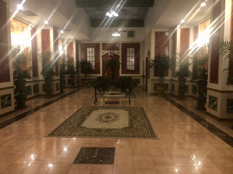 More Photos Of 1108 Olive St, Saint Louis Office For Sale