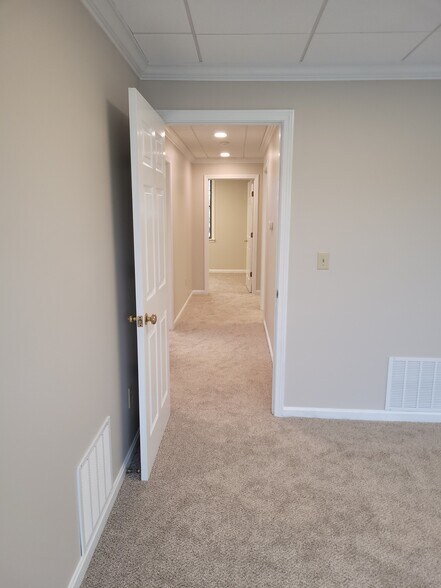 More Photos Of 500 Market St, Portsmouth Office For Sale
