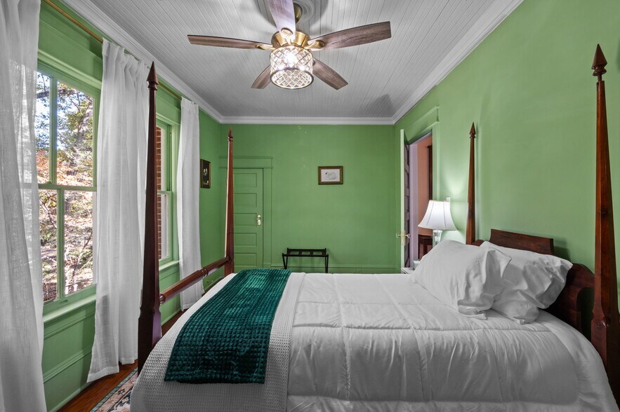 More Photos Of 7891 Boston Rd, Roxboro Specialty For Sale