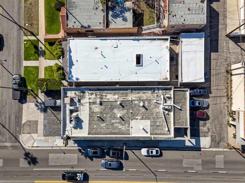 More Photos Of 1213-1223 S Pacific Coast Hwy, Redondo Beach Storefront For Sale