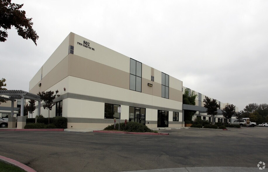 More Photos Of 800 N Twin Oaks Valley Rd, San Marcos Unknown For Lease