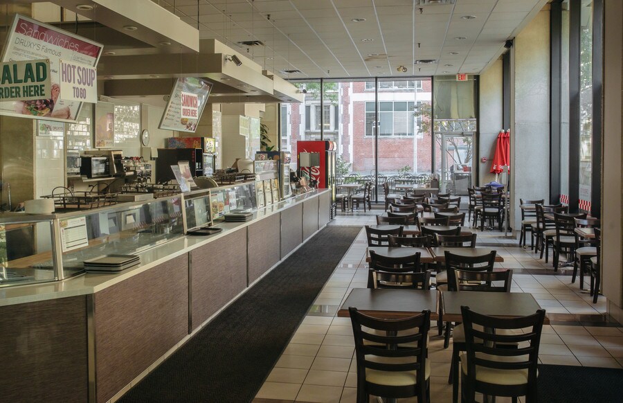 More Photos Of 180 Dundas St W, Toronto Office For Lease