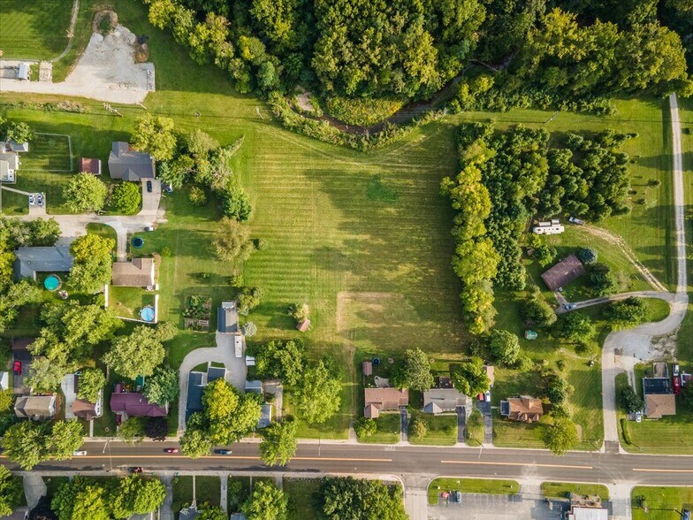 More Photos Of 300 W Main St, Rossville Land For Sale