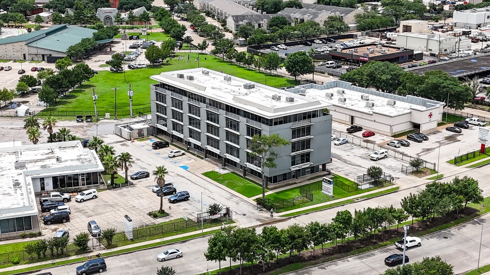 More Photos Of 6420 Hillcroft Ave, Houston Office Residential For Sale