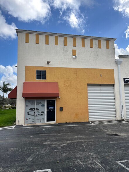 More Photos Of 13850 SW 143rd Ct, Miami Warehouse For Lease