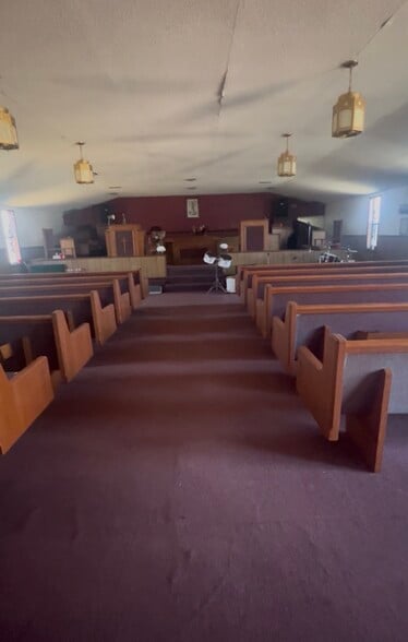 More Photos Of 977 King Ave, Brownsville Religious Facility For Sale