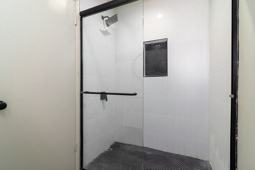 More Photos Of 3219-3225 N 66th St, Scottsdale Apartments For Sale