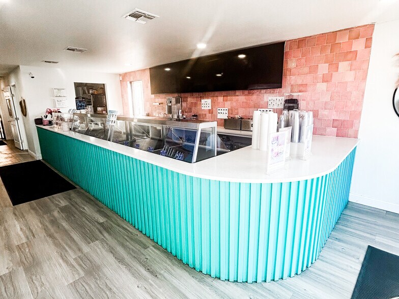 More Photos Of 3006 34th St, Lubbock Restaurant For Sale