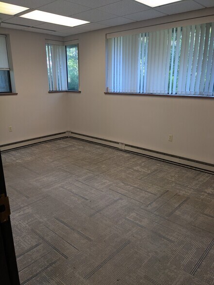 More Photos Of 2526 Bypass Rd, Elkhart Office For Lease