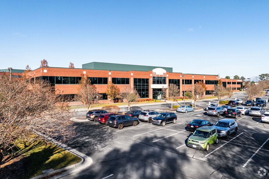 Primary Photo Of 1301 Executive Blvd, Chesapeake Office For Lease