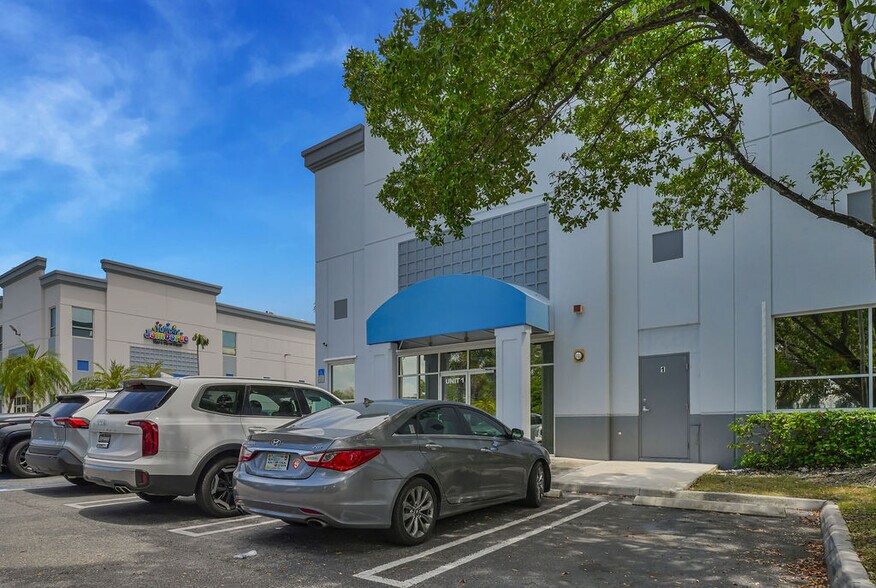 More Photos Of 5900 NW 97th Ave, Miami Warehouse For Sale