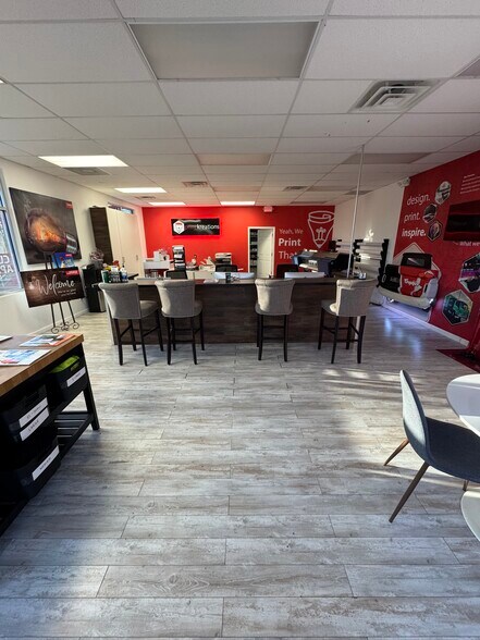 More Photos Of 571 Cross Keys Rd, Sicklerville Medical For Lease