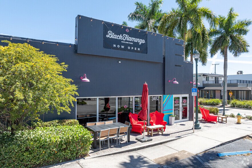 More Photos Of 3492 NE 12th Ave, Oakland Park Restaurant For Sale