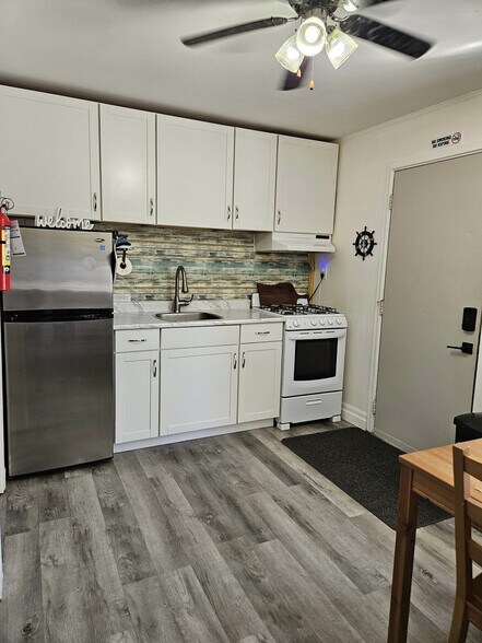 More Photos Of 9717 Army Camp Rd, Lambton Shores Freestanding For Sale