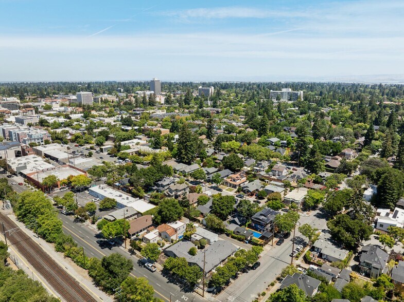 More Photos Of 1061 Alma St, Palo Alto Apartments For Sale
