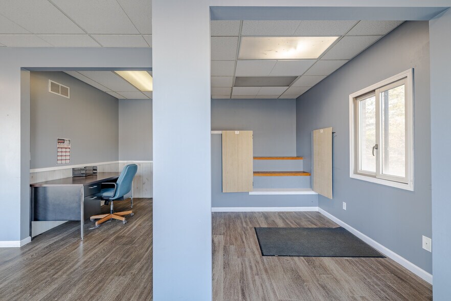 More Photos Of 1408 Ashland Rd, Mansfield Auto Dealership For Sale