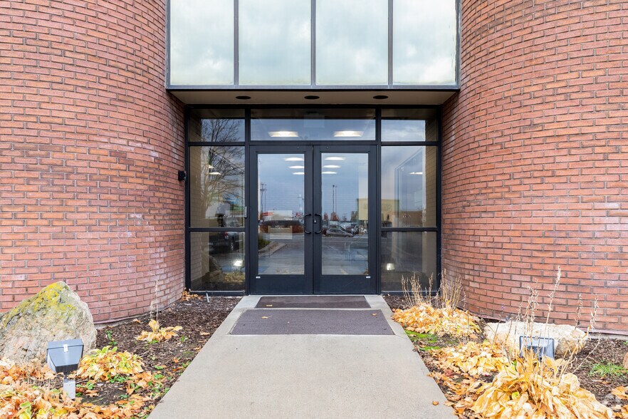 More Photos Of 64 E Winchester St, Salt Lake City Office For Sale