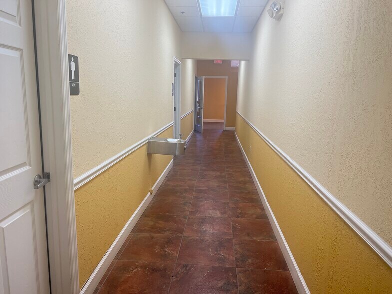 More Photos Of 2323 State Road 580, Clearwater Unknown For Lease