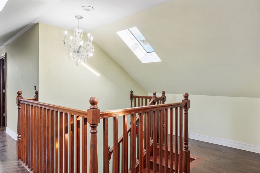 More Photos Of 3100 W 39th Pl, Chicago Multifamily For Sale